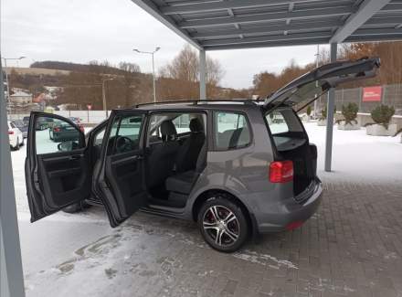 Volkswagen - Touran