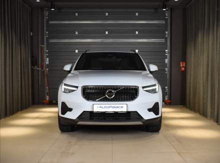 Volvo - XC40