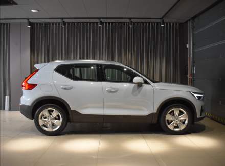Volvo - XC40