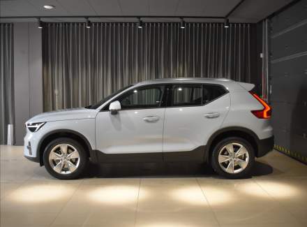 Volvo - XC40