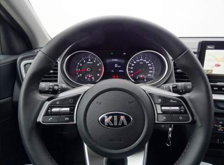 Kia - Cee'd