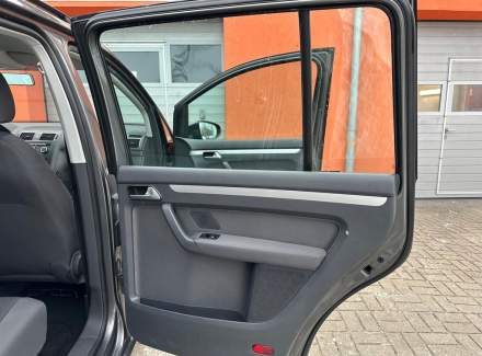 Volkswagen - Touran