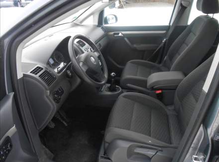 Volkswagen - Touran