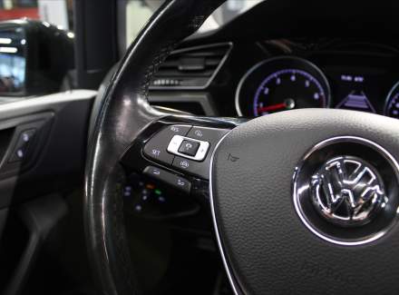 Volkswagen - Touran