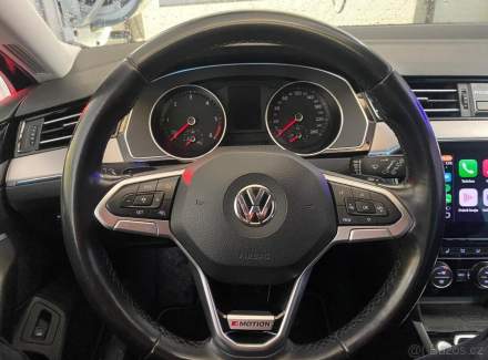 Volkswagen - Passat