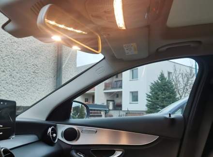 Mercedes-Benz - C-class