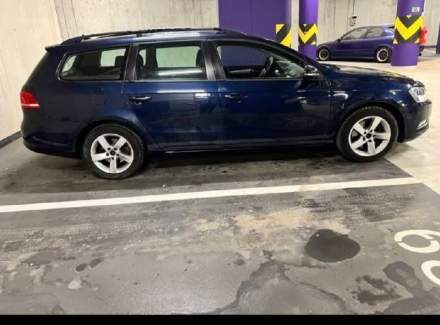 Volkswagen - Passat