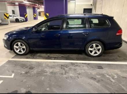 Volkswagen - Passat