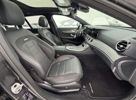 Mercedes-Benz - E-class