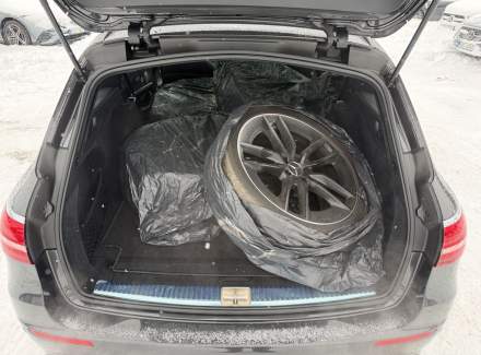 Mercedes-Benz - E-class