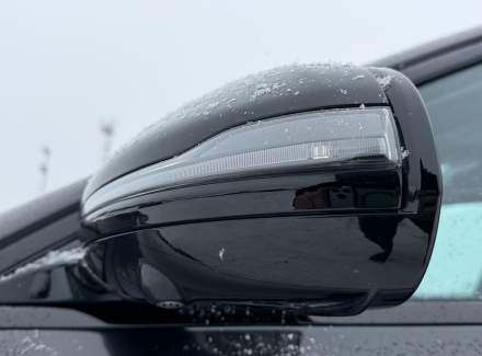 Mercedes-Benz - E-class