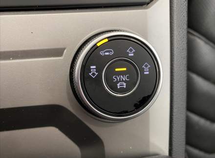 Volkswagen - Touareg