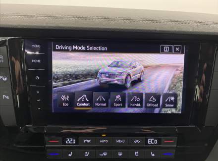 Volkswagen - Touareg