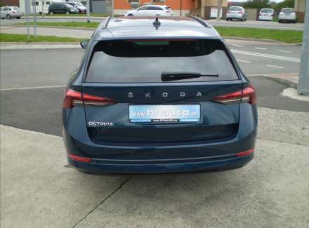 Škoda - Octavia