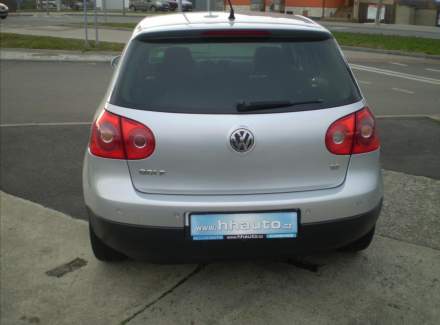 Volkswagen - Golf