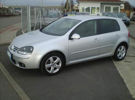 Volkswagen - Golf