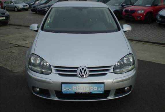 Volkswagen - Golf