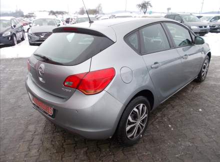 Opel - Astra
