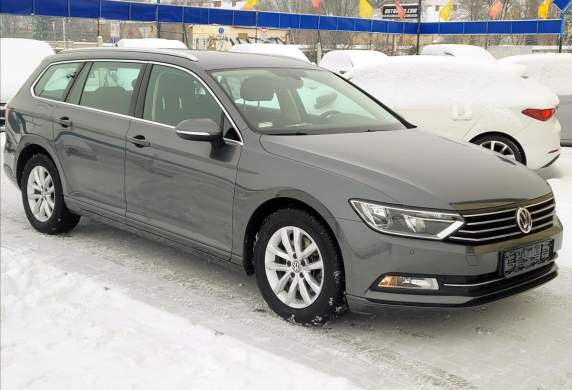 Volkswagen - Passat