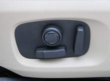 Land Rover - Range Rover Evoque