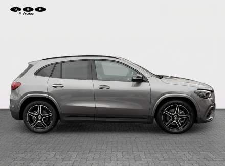 Mercedes-Benz - GLA