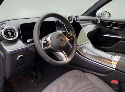 Mercedes-Benz - GLC
