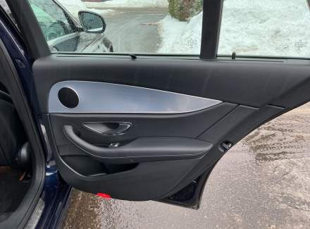 Mercedes-Benz - E-class