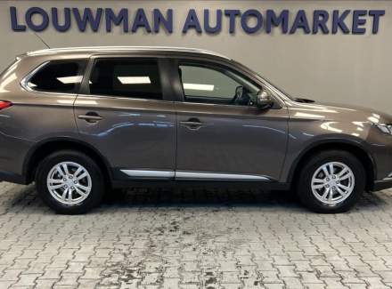 Mitsubishi - Outlander