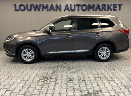 Mitsubishi - Outlander