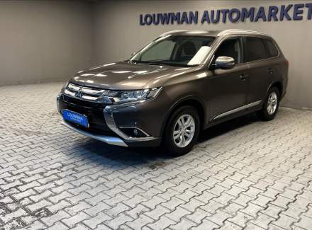 Mitsubishi - Outlander