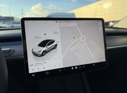 Tesla - Model Y