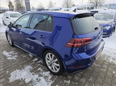 Volkswagen - Golf