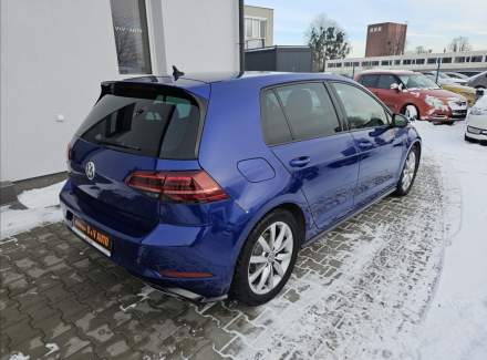 Volkswagen - Golf