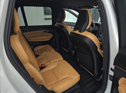 Volvo - XC90
