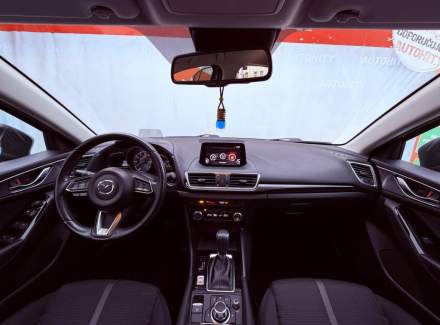 Mazda - 3