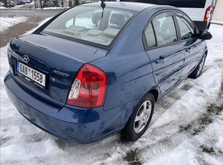 Hyundai - Accent