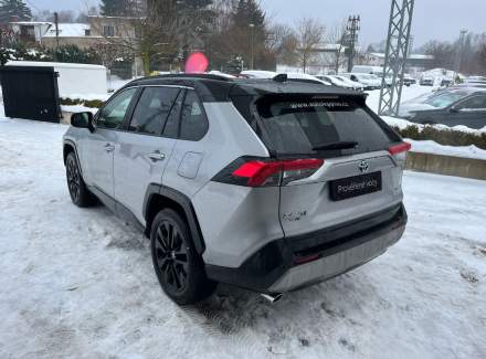 Toyota - RAV 4