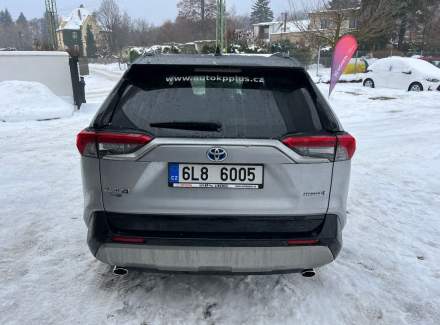 Toyota - RAV 4
