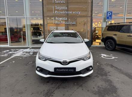 Toyota - Auris