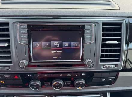 Volkswagen - Multivan