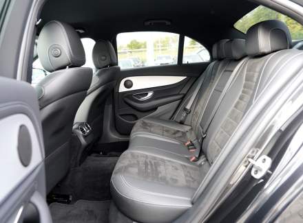 Mercedes-Benz - E-class