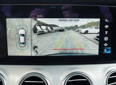 Mercedes-Benz - E-class