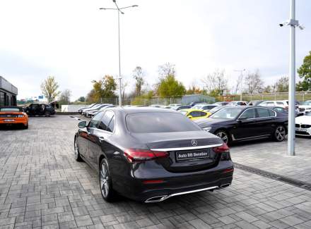 Mercedes-Benz - E-class