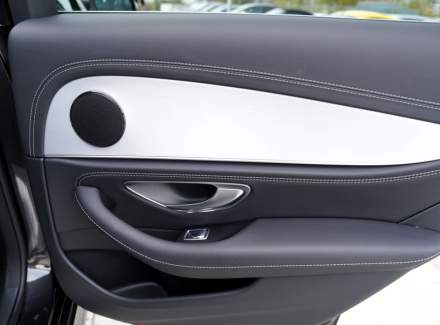 Mercedes-Benz - E-class