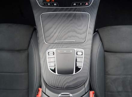 Mercedes-Benz - E-class