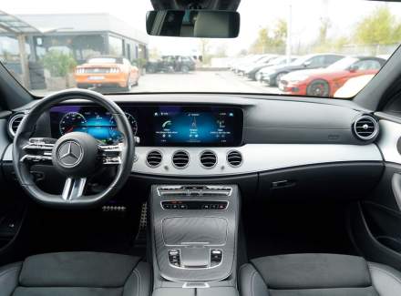 Mercedes-Benz - E-class