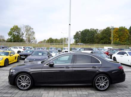 Mercedes-Benz - E-class