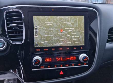 Mitsubishi - Outlander