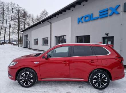 Mitsubishi - Outlander