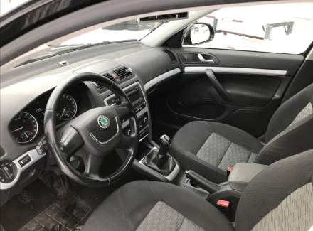Škoda - Octavia